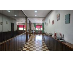 Local en Venta en el Corazón de Cáceres - Oportunidad Única