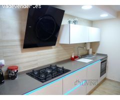 Piso en Venta en Valencia de las Torres, Valencia