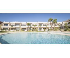 ???? Bungalow Exclusivo en La Veleta – Lujo y Confort a Pasos del Mar