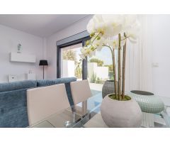 Viviendas Exclusivas en Los Balcones, Torrevieja: Un Oasis de Lujo en la Costa Blanca
