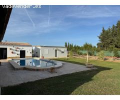 Chalet en Venta en La Algaba, Sevilla