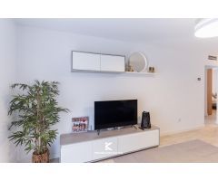 Piso de diseño en venta en Aguadulce Sur con piscina