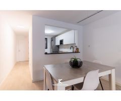 Piso de diseño en venta en Aguadulce Sur con piscina
