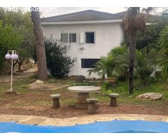 CHALET EN ZONA CUMBRES DE CALICANTO