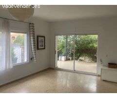 CHALET EN ZONA CUMBRES DE CALICANTO