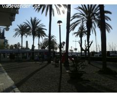 RESTAURANTE EN EL PASEO MARITIMO