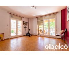 ¡Tu Paraíso en Salou Te Espera! Apartamento Exclusivo en Plaza Europa por Solo 225.000€