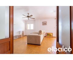 ¡Tu Paraíso en Salou Te Espera! Apartamento Exclusivo en Plaza Europa por Solo 225.000€