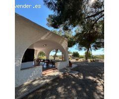 TE PRESENTO ESTE ENCANTO DE CHALET EN PEÑA LAS AGUILAS