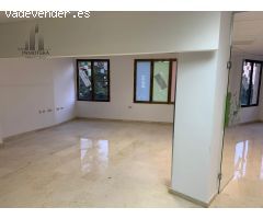 REF: C025 GRUPO INMOTEKA INMOBILIARIA ALQUILA LOCAL COMERCIAL ZONA CENTRO/ALTOZANO