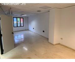 REF: C025 GRUPO INMOTEKA INMOBILIARIA ALQUILA LOCAL COMERCIAL ZONA CENTRO/ALTOZANO