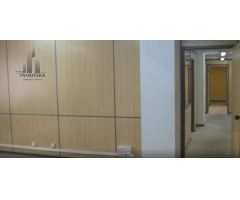 REF: C056 GRUPO INMOTEKA INMOBILIARIA ALQUILA LOCAL OFICINAS ZONA CENTRO-ALTOZANO