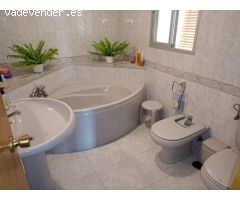 GRAN CASA CON VISTAS AL MAR EN VENTA EN LA RABITA