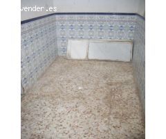 CASA CENTRICA EN VENTA PARA REFORMAR