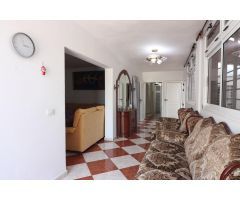 Casa en esquina en San Isidro: Inversión Rentable