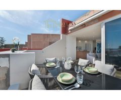 Exclusivo ático con vistas al mar y piscina en Tenerife
