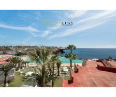 Exclusivo ático con vistas al mar y piscina en Tenerife