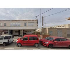 MARAVILLOSA NAVE INDUSTRIAL en Valls (Tarragona)