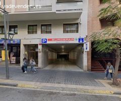 Se vende local comercial ubicado en Calle Pare Palau 8 de Tarragona (Tarragona).