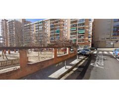 Se vende apartamento OKUPA en Calle Passeig Bellpuig 9 de Sabadell (Barcelona).