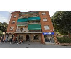 Se vende piso OKUPA en Carretera Santa Creu de Calafell 117 de Gavà (Barcelona).