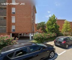Se vende Piso OKUPA en Calle del Mas Pellicer 1 de Reus (Tarragona).