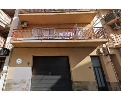 Se vende piso OKUPA en Blanes (Girona).