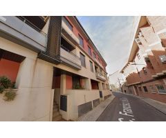 Se vende piso OKUPA en Cadrete (Zaragoza).