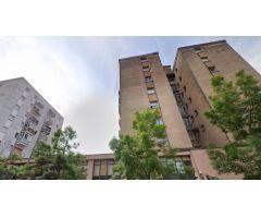 Se vende piso OKUPA en Calle Àngel Guimerà 97 de Salt (Girona).