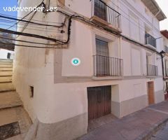 Se vende casa independiente OKUPA en Calle Tarancón Alto 9 de Calatayud (Zaragoza).