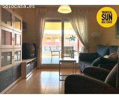 Piso en Roquetas de Mar en Residencial Santa Ana 3 con estupendas vistas al mar