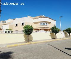 Chalet independiente en el Paraje Natural de Torrevieja.