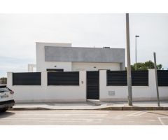 VILLA NUEVA CONSTRUCCION PINAR DE CAMPOVERDE CERCA GOLF CAMP