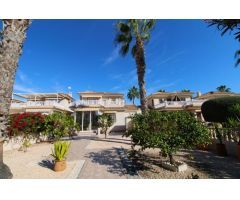 Encantadora Villa en Orihuela Costa - Zona Los Dolses