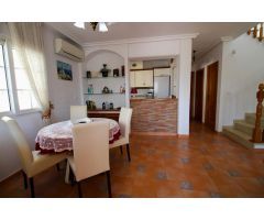 Encantadora Villa en Orihuela Costa - Zona Los Dolses