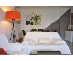 impresionante piso en zona privada con piscina