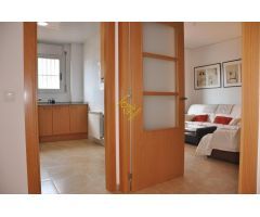 impresionante piso en zona privada con piscina