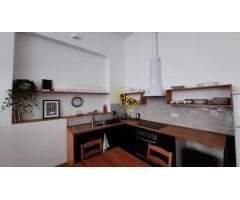 Loft con encanto en Montjuïc: luz natural, techos altos y estilo urbano