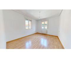 Piso junto al parque Pignatelli