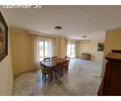 GRAN ATICO EN GOJAR, RESIDENCIAL CON PISCINA Y AMPLIAS ZONAS VERDES.