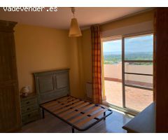 GRAN ATICO EN GOJAR, RESIDENCIAL CON PISCINA Y AMPLIAS ZONAS VERDES.