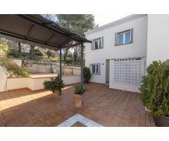 GRAN CASA EN VENTA EN MIRADOR DE ROLANDO