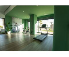 Lujoso apartamento en la mejor zona playa Poniente de Benidorm.