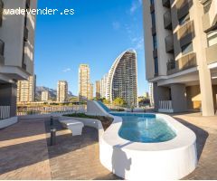 Lujoso apartamento en la mejor zona playa Poniente de Benidorm.