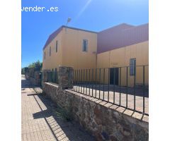 Venta de Nave Industrial para Fábrica de Jamones y Embutidos – Cala, Huelva