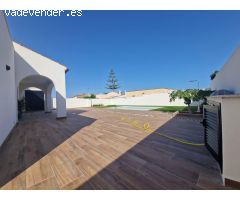 Casa Adosada en Los Balcones, Torrevieja