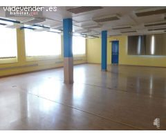 ¡¡LOCAL COMERCIAL ESQUINERO EN VILANOVA I LA GELTRÚ!!