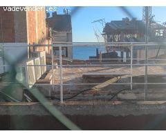 ???? Edificio con vistas al mar a solo 50?m de la playa – Oportunidad de inversión en pleno centro d