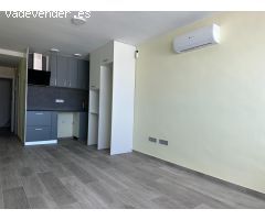 Exclusivo Estudio Reformado con Vistas Panorámicas en Empuriabrava