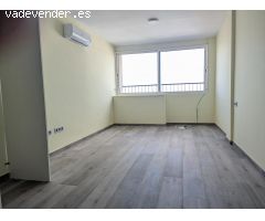 Exclusivo Estudio Reformado con Vistas Panorámicas en Empuriabrava